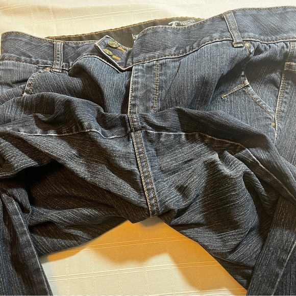 Lane Bryant Tighter Tummy Technology Dark Blue Y2K Flare Jeans Women's 18 - Picture 13 of 14